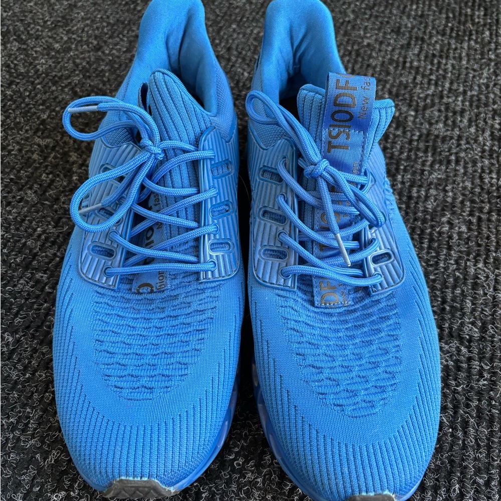 Men's Blue Athletic Shoes
